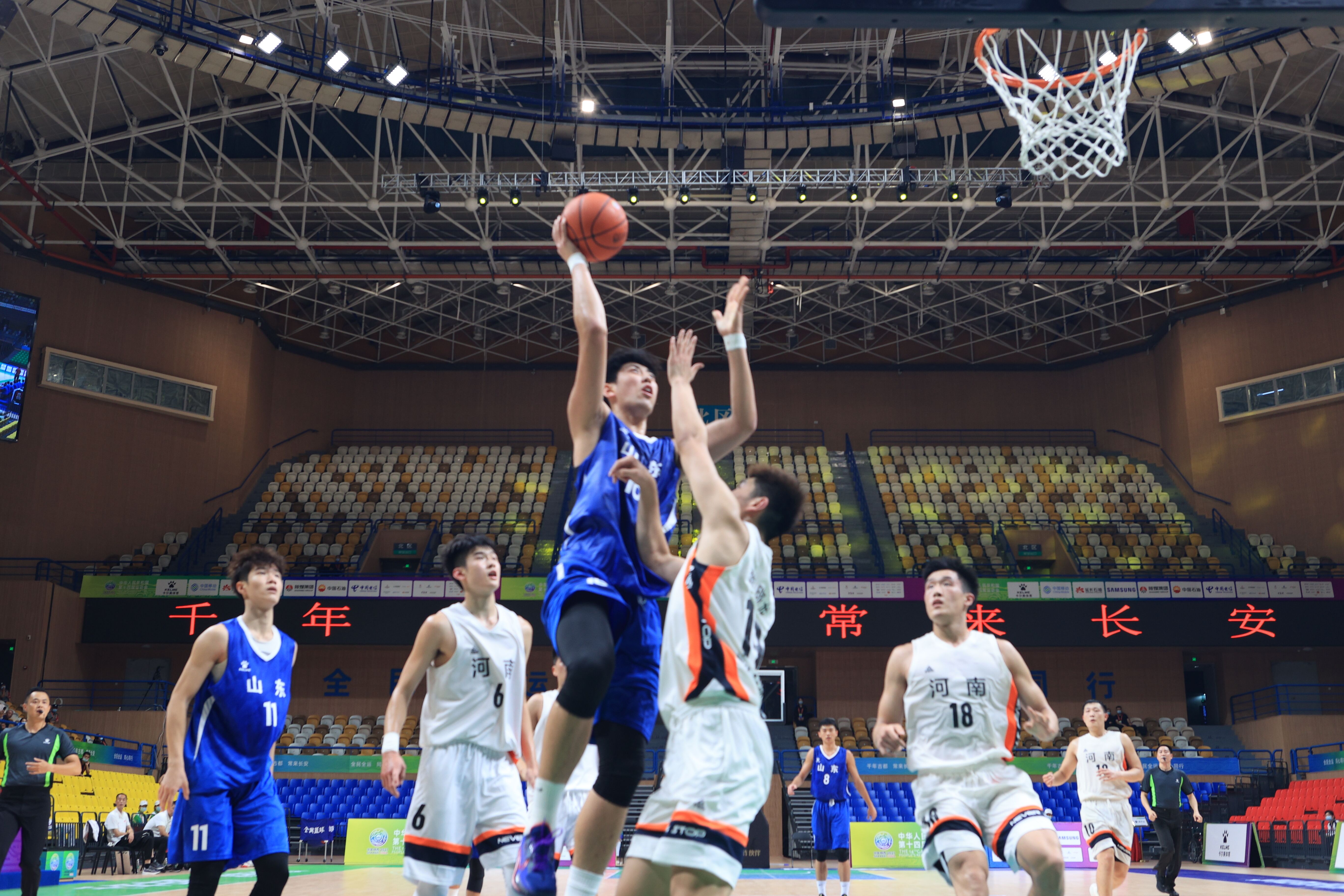 “库里命中4000记三分，你知道NBA三分球历史有多有趣吗？”.